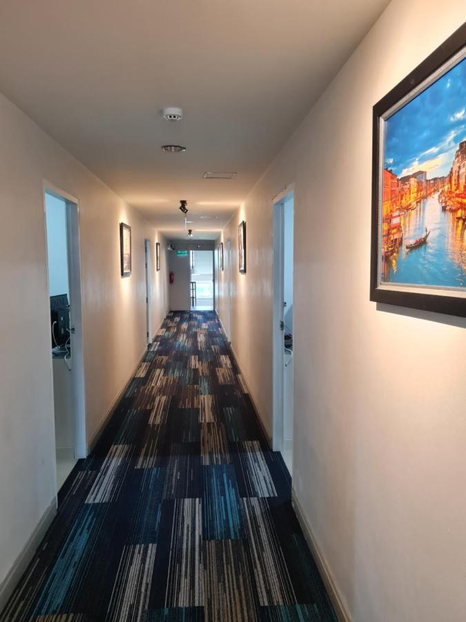 Poonsuk Place Hotel Bangkok Exterior photo
