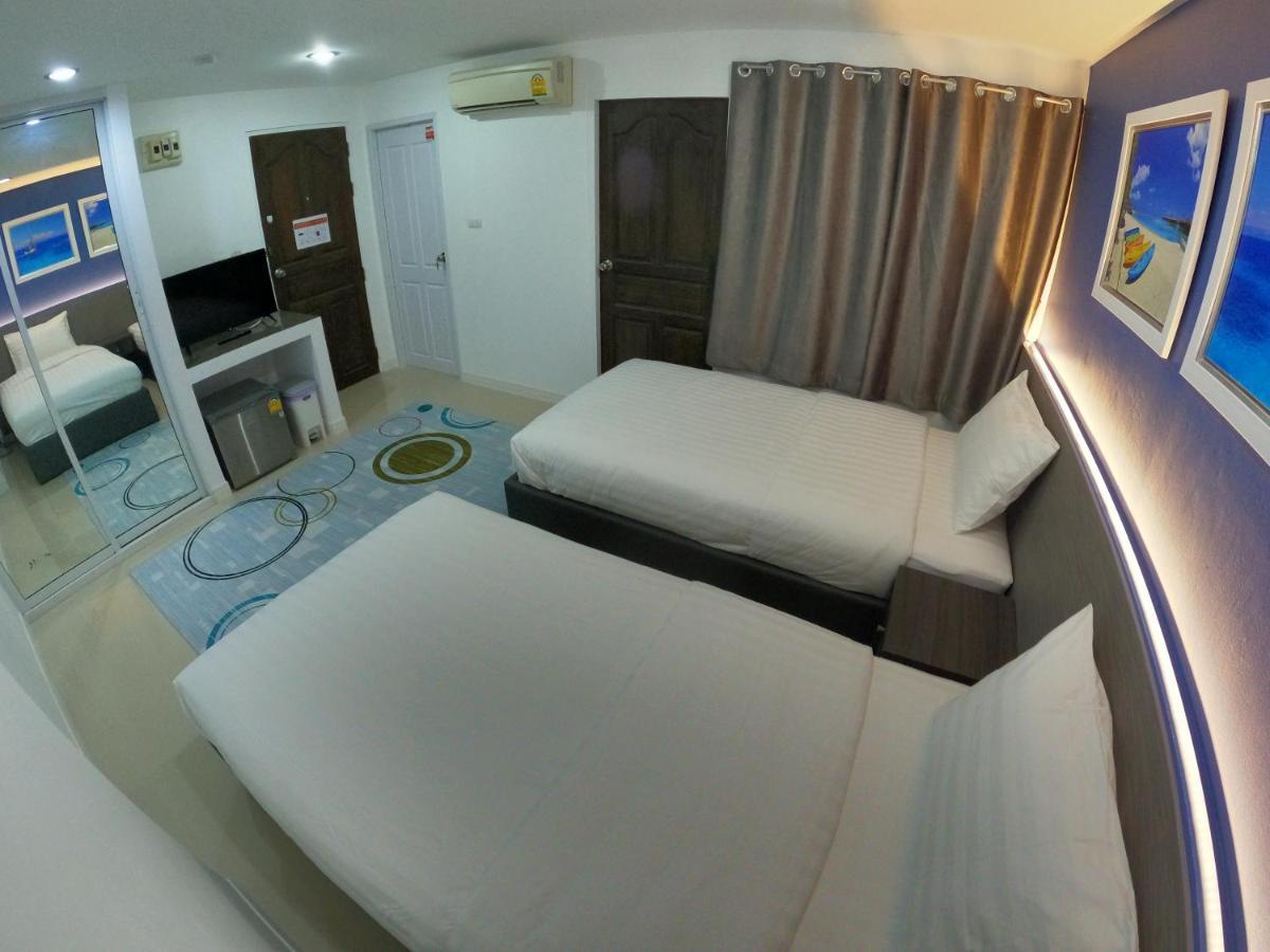 Poonsuk Place Hotel Bangkok Exterior photo